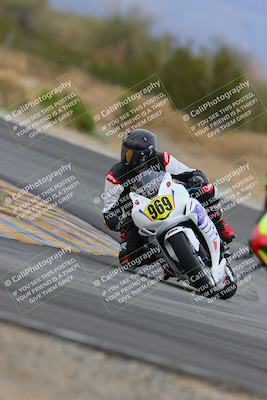 media/Jan-15-2023-SoCal Trackdays (Sun) [[c1237a034a]]/Turn 3 (1115am)/